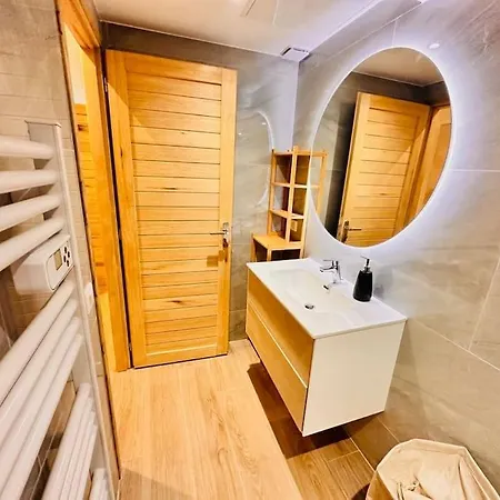 De Nana 2 - T2 Hypercentre, Rue Meynadier, Palais & Plage, Clim, Wifi