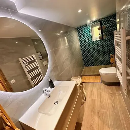De Nana 2 - T2 Hypercentre, Rue Meynadier, Palais & Plage, Clim, Wifi *